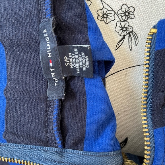 Tommy Hilfiger striped skirt - Picture 3 of 3